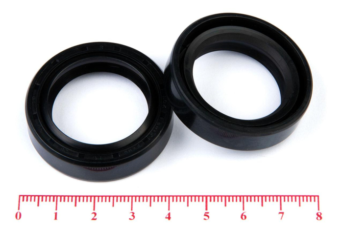 Сальник (манжета армированная) TC 28х40х10 NBR70