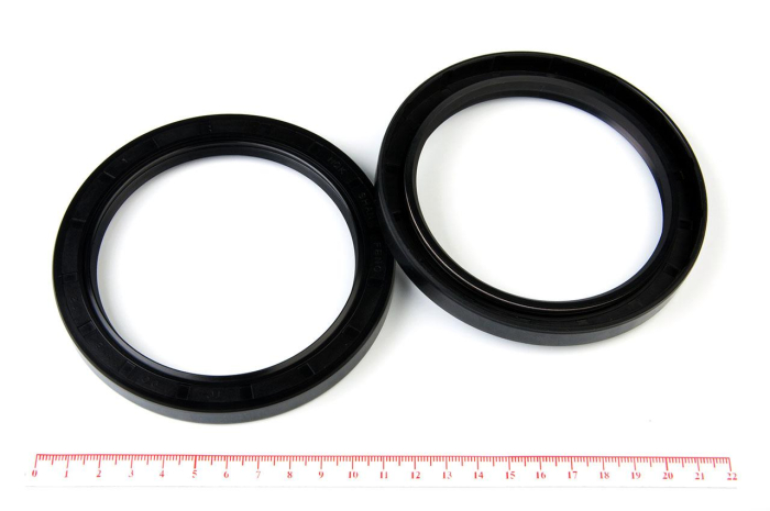 Сальник (манжета армированная) TC 90х115х12 NBR70