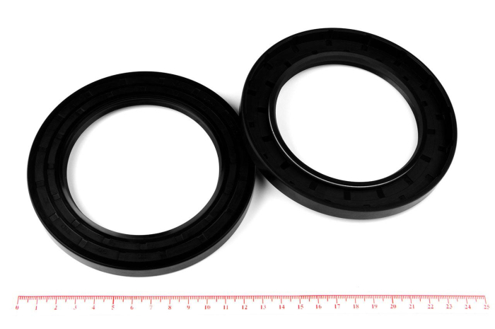 Сальник (манжета армированная) TC 90х130х12 NBR70