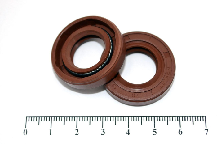 Сальник (манжета армир.) фторкаучук TC 16х30х7 FKM75