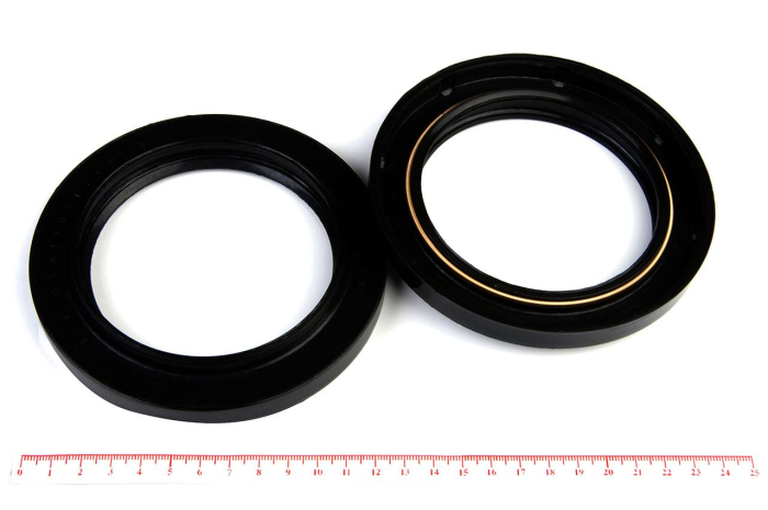 Сальник (манжета армированная) 2.2-95х130х12/17.5 ГОСТ 8752-79