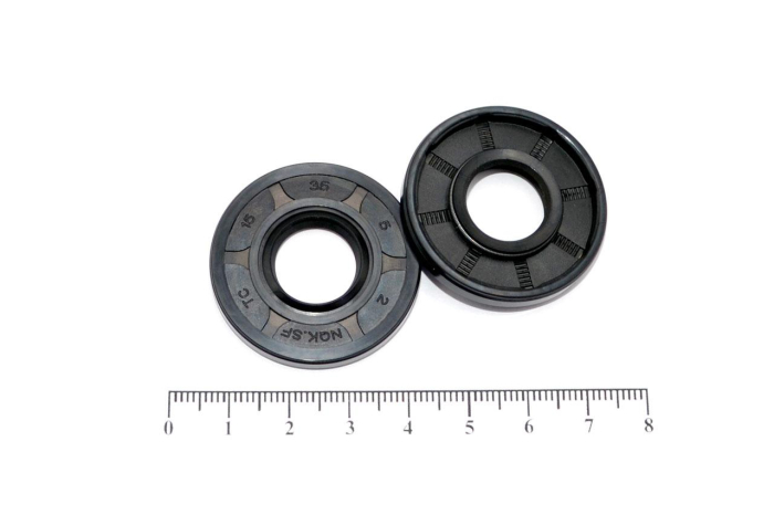 Сальник (манжета армированная) TC 15х35х5 NBR70