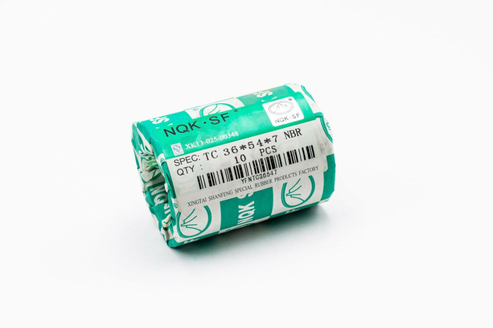 Сальник (манжета армированная) TC 36х54х7 NBR70