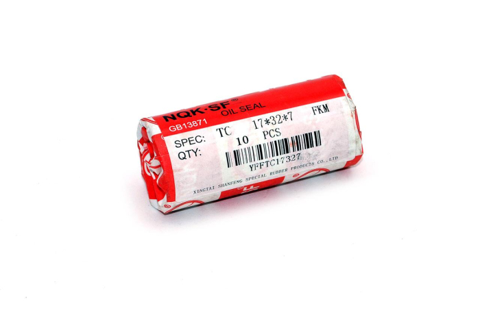 Сальник (манжета армир.) фторкаучук TC 17х32х07 FKM75