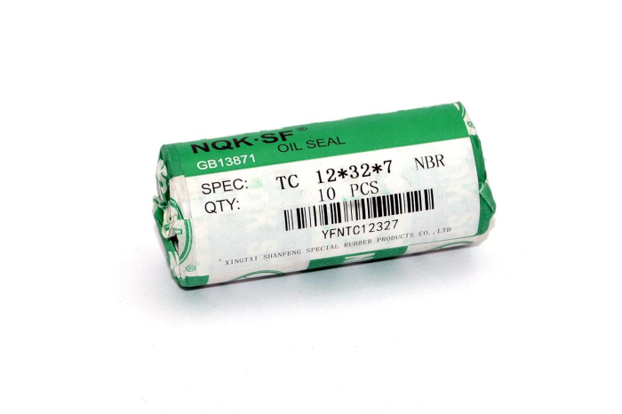 Сальник (манжета армированная) TC 12х32х7 NBR70