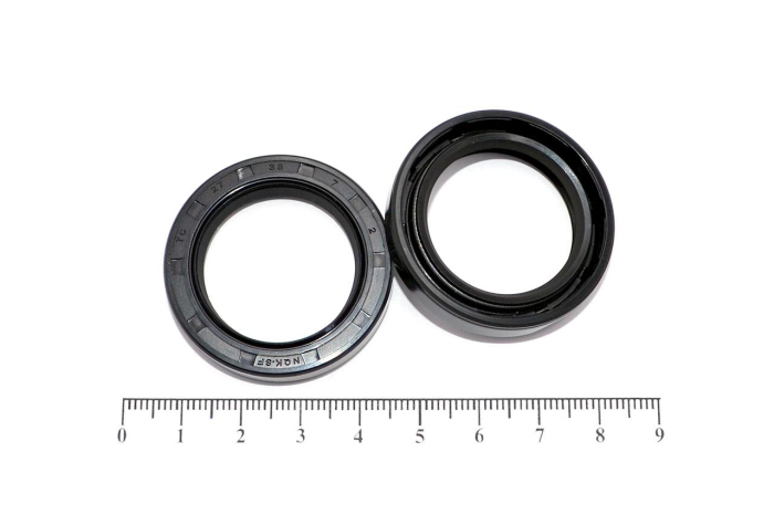 Сальник (манжета армированная) TC 27х38х7 NBR70