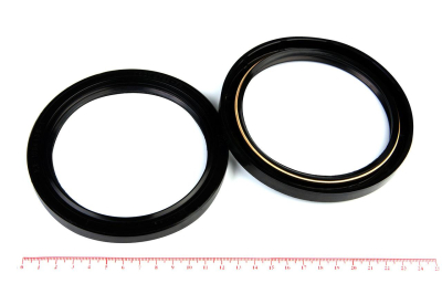 Сальник (манжета армированная) 2.2-105х130х12 ГОСТ 8752-79