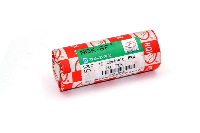 Сальник (манжета армир.) фторкаучук TC 20х40х10 FKM75