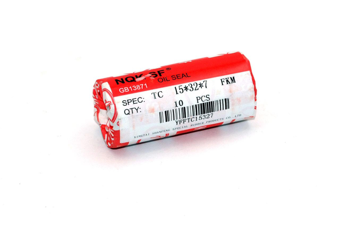 Сальник (манжета армир.) фторкаучук TC 15х32х7 FKM75