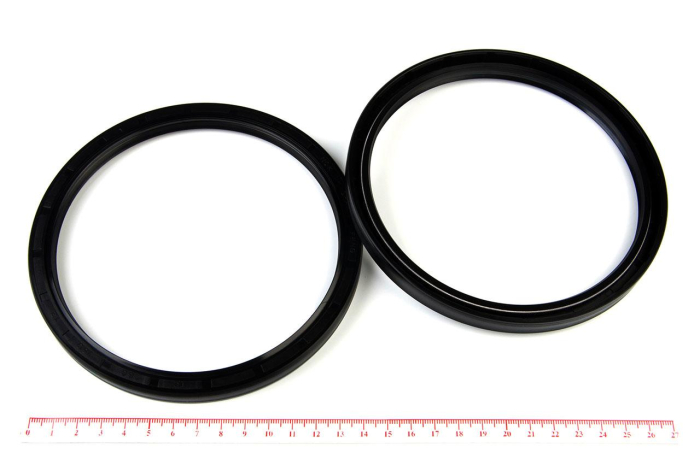 Сальник (манжета армированная) TC 130х150х12 NBR70