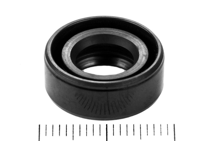 Сальник (манжета армированная) TC 10х18х7 NBR70