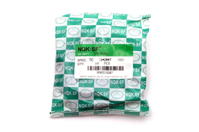 Сальник (манжета армированная) TC 15х28х7 NBR70