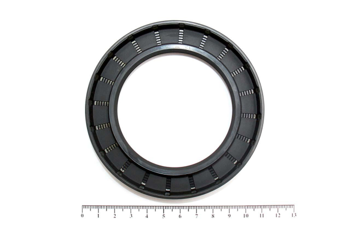 Сальник (манжета армированная) TC 70x105x13 NBR70