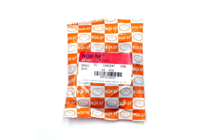 Сальник (манжета армир.) фторкаучук TC 10х25х7 FKM75