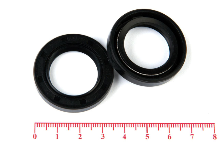 Сальник (манжета армированная) TC 24х36х7 NBR70