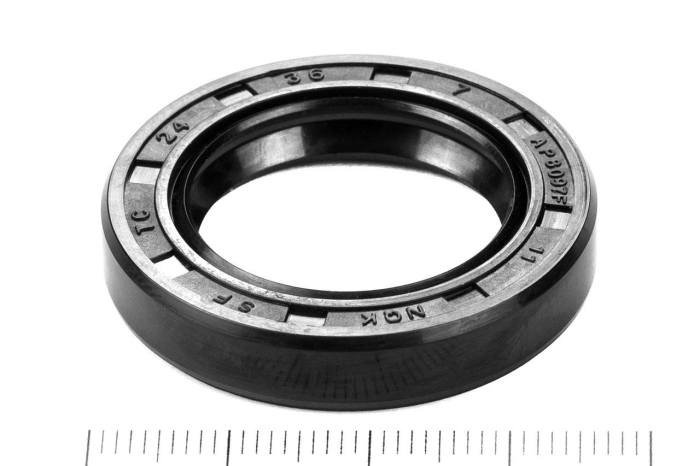 Сальник (манжета армированная) TC 24х36х7 NBR70