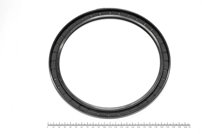 Сальник (манжета армированная) TC 190х225х12 NBR70