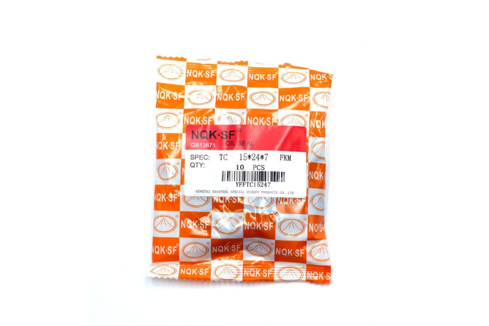 Сальник (манжета армир.) фторкаучук TC 15х24х7 FKM75