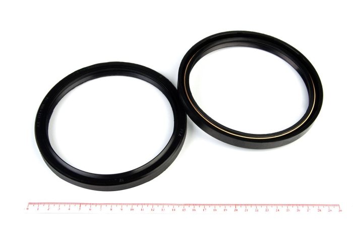 Сальник (манжета армированная) 2.2-137х160х14 ГОСТ 8752-79