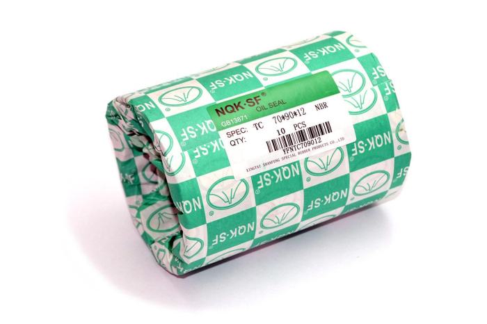 Сальник (манжета армированная) TC 70х90х12 NBR70