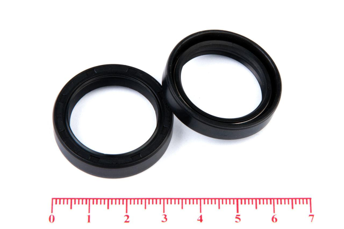 Сальник (манжета армированная) TC 25х33х7 NBR70