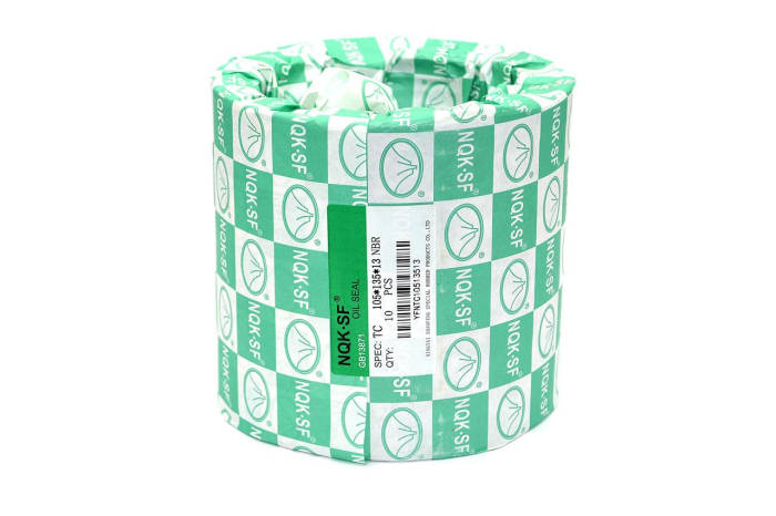 Сальник (манжета армированная) TC 105x135x13 NBR70