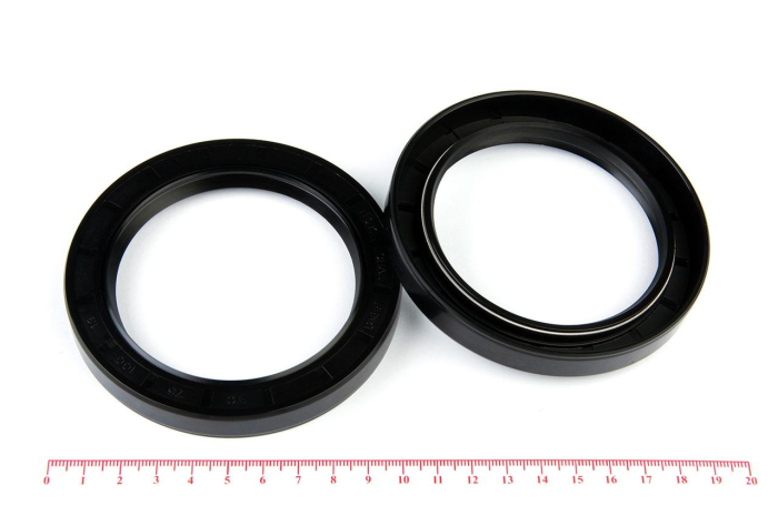 Сальник (манжета армированная) TC 75х100х13 NBR70