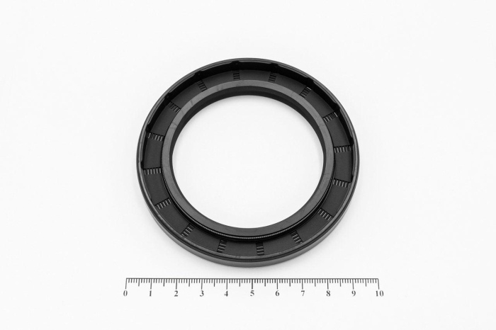 Сальник (манжета армированная) TC 63х90х10 NBR70