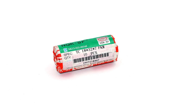 Сальник (манжета армир.) фторкаучук TC 18х32х07 FKM75