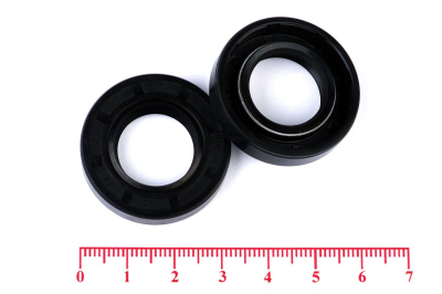 Сальник (манжета армированная) TC 18х32х7 NBR70