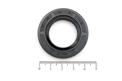 Сальник (манжета армированная) TC 26х44х8 NBR70