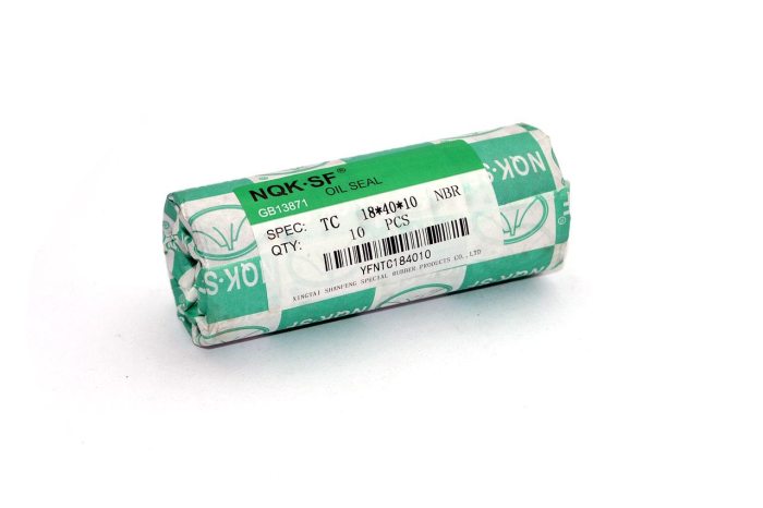 Сальник (манжета армированная) TC 18х40х10 NBR70