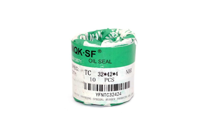 Сальник (манжета армированная) TC 32х42х4 NBR70