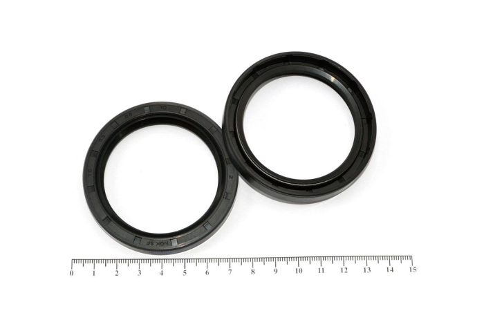 Сальник (манжета армированная) TC 53х68х10 NBR70