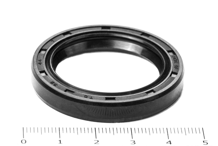 Сальник (манжета армированная) TC 32х44х7 NBR70