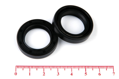 Сальник (манжета армированная) TC 20х30х7 NBR70