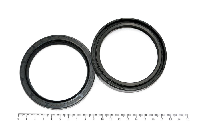 Сальник (манжета армированная) TC 72х90х10 NBR70