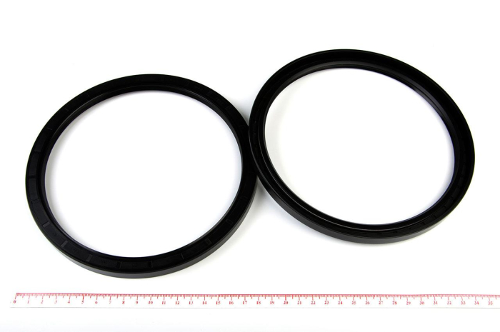 Сальник (манжета армированная) TC 165х190х13 NBR70