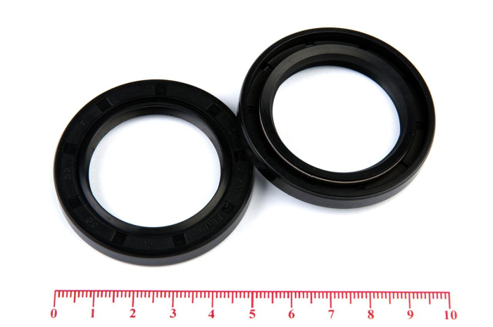 Сальник (манжета армированная) TC 36х52х7 NBR70