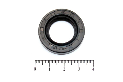 Сальник (манжета армированная) TC 19х32х6 NBR70