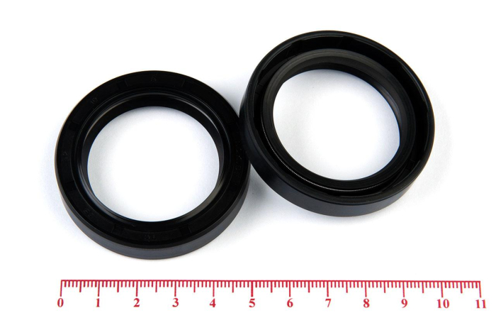 Сальник (манжета армированная) TC 38х52х10 NBR70