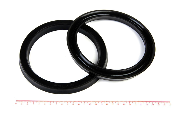 Манжета 140х170  h=15  ТУ 38-1051725-86