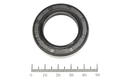 Сальник (манжета армированная) TC 28х44х7 NBR70