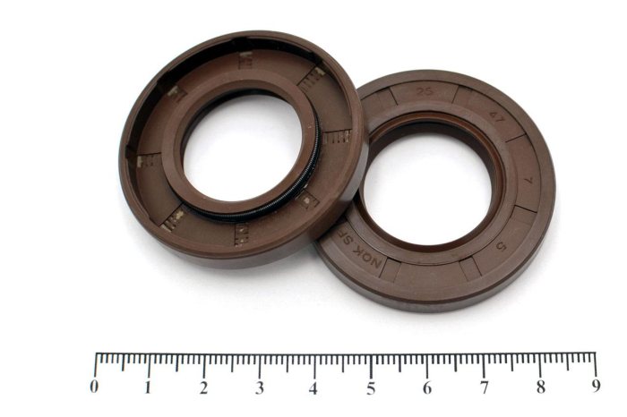 Сальник (манжета армир.) фторкаучук TC 25х47х7 FKM75