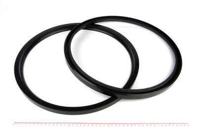 Сальник (манжета армированная) 1.2-360х400х18 ГОСТ 8752-79