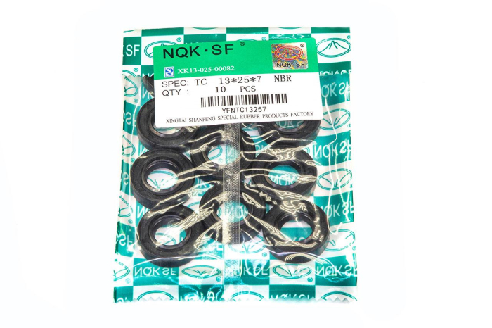 Сальник (манжета армированная) TC 13х25х7 NBR70