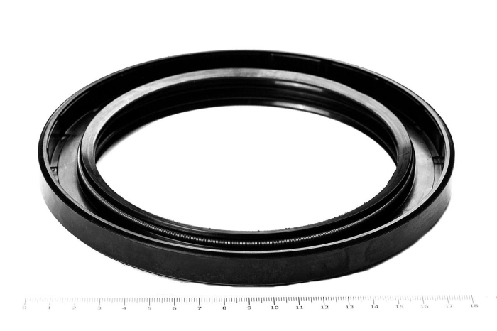 Сальник (манжета армированная) 2.2-135х181х15/20 (4320-3104034-03) ГОСТ 8752-79
