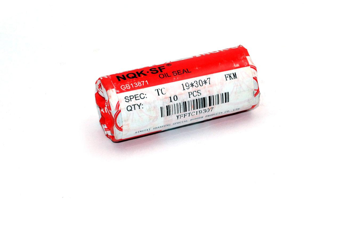 Сальник (манжета армир.) фторкаучук TC 19х30х7 FKM75