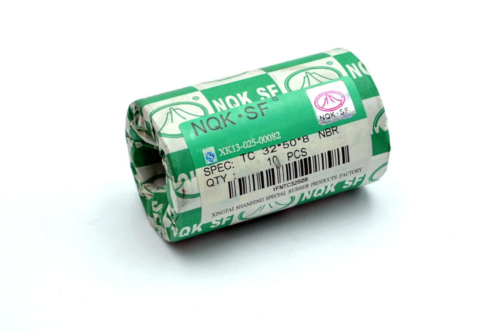 Сальник (манжета армированная) TC 32х50х8 NBR70