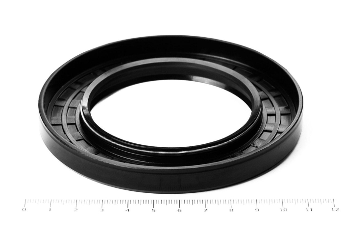 Сальник (манжета армированная) TC 70х110х12 NBR70